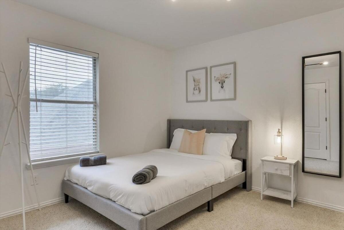 6Br 3,5Ba Home Pool, Hot Tub, Game Room -16 Guests Sachse Εξωτερικό φωτογραφία