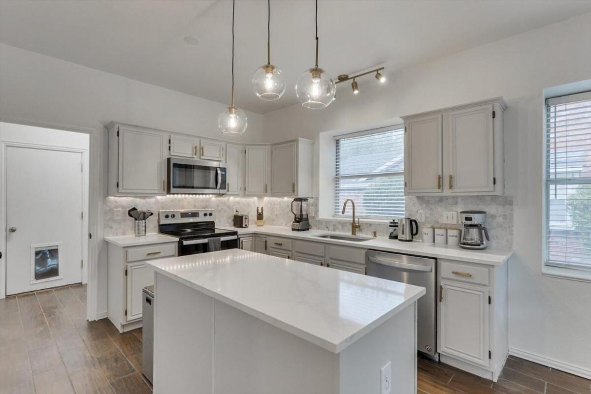 6Br 3,5Ba Home Pool, Hot Tub, Game Room -16 Guests Sachse Εξωτερικό φωτογραφία